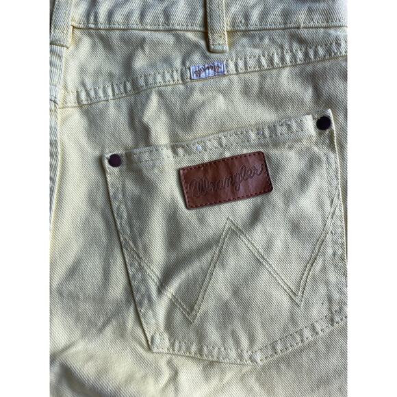 Wrangler x Billabong Butter Yellow Denim Cutoff Mini Shorts sz 29 - Picture 6 of 8